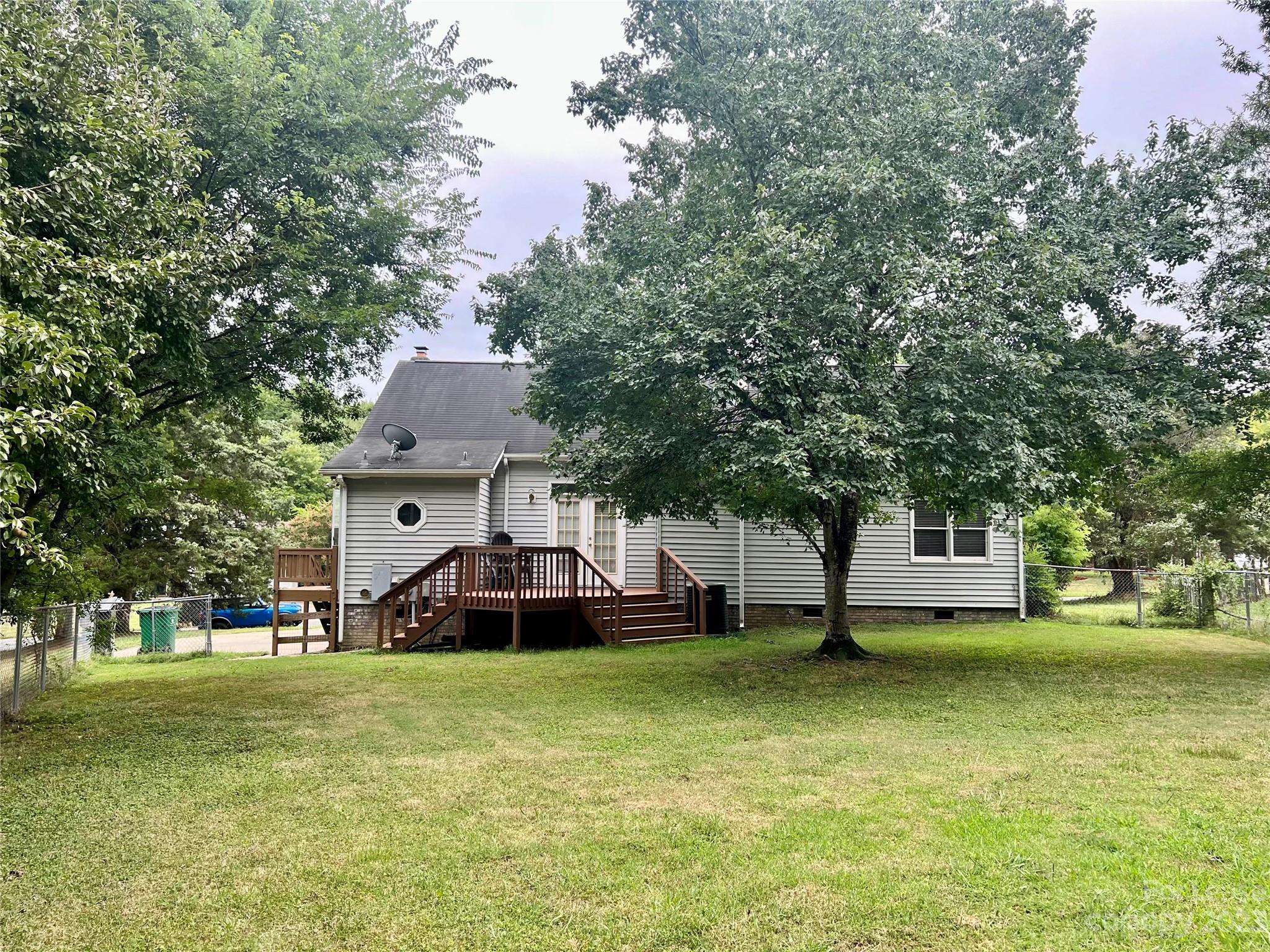 Shadow Lake - Residential Lease