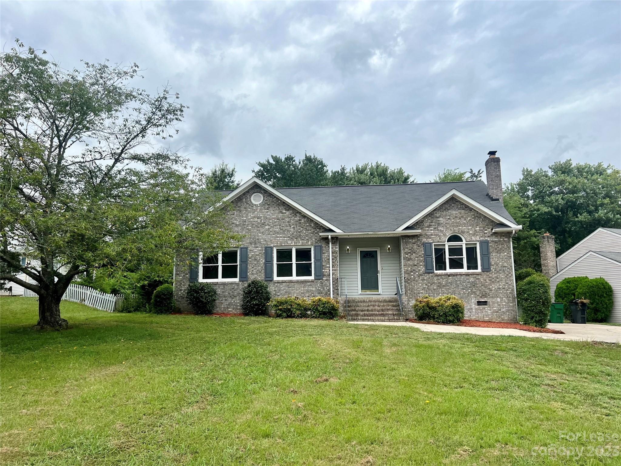 Shadow Lake - Residential Lease