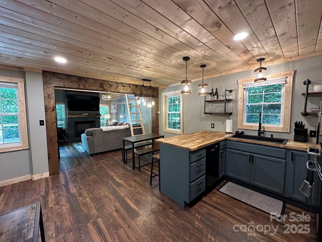 30 Rainbow Lake Circle