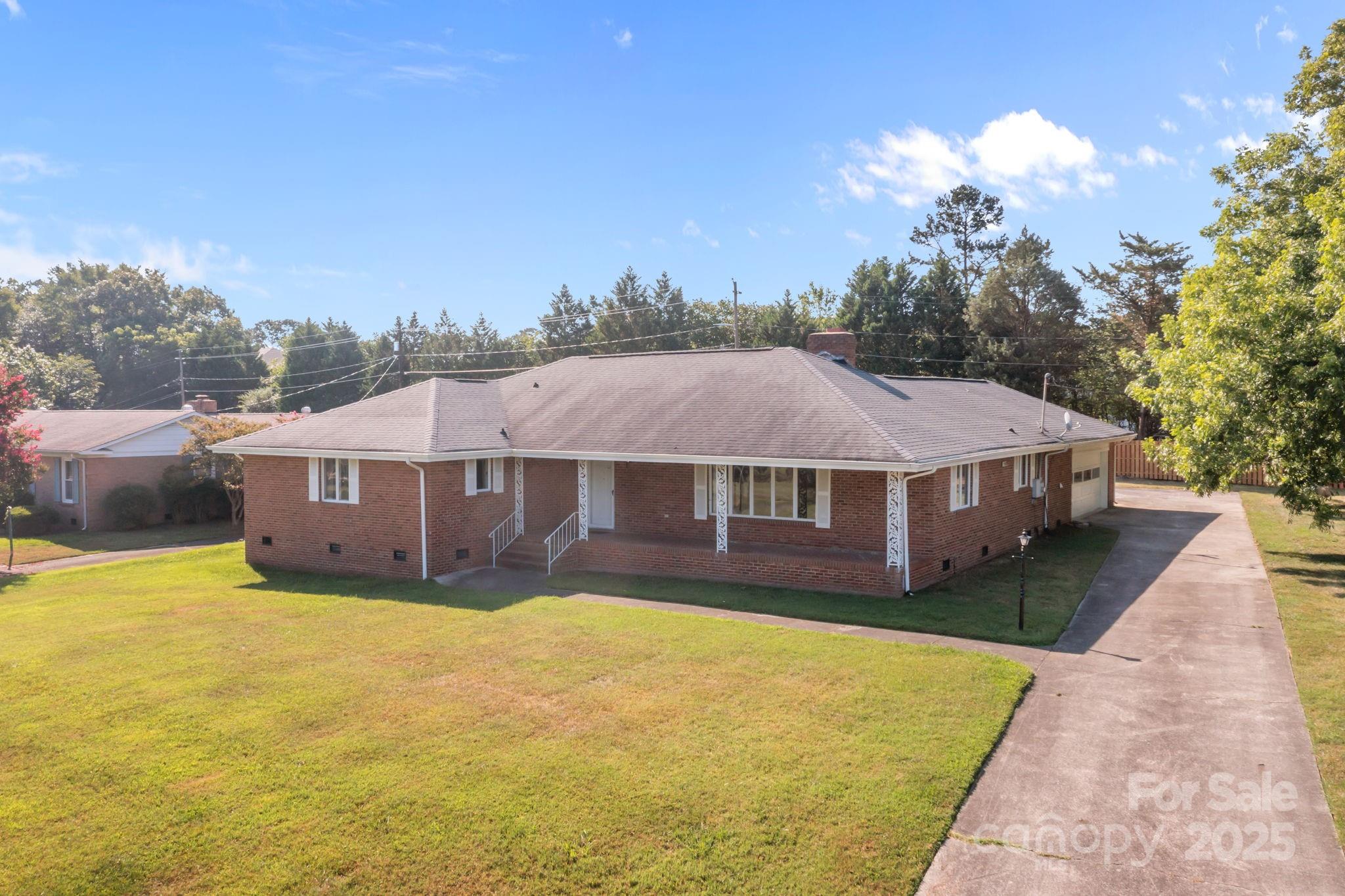 1314 Stoneyridge Drive