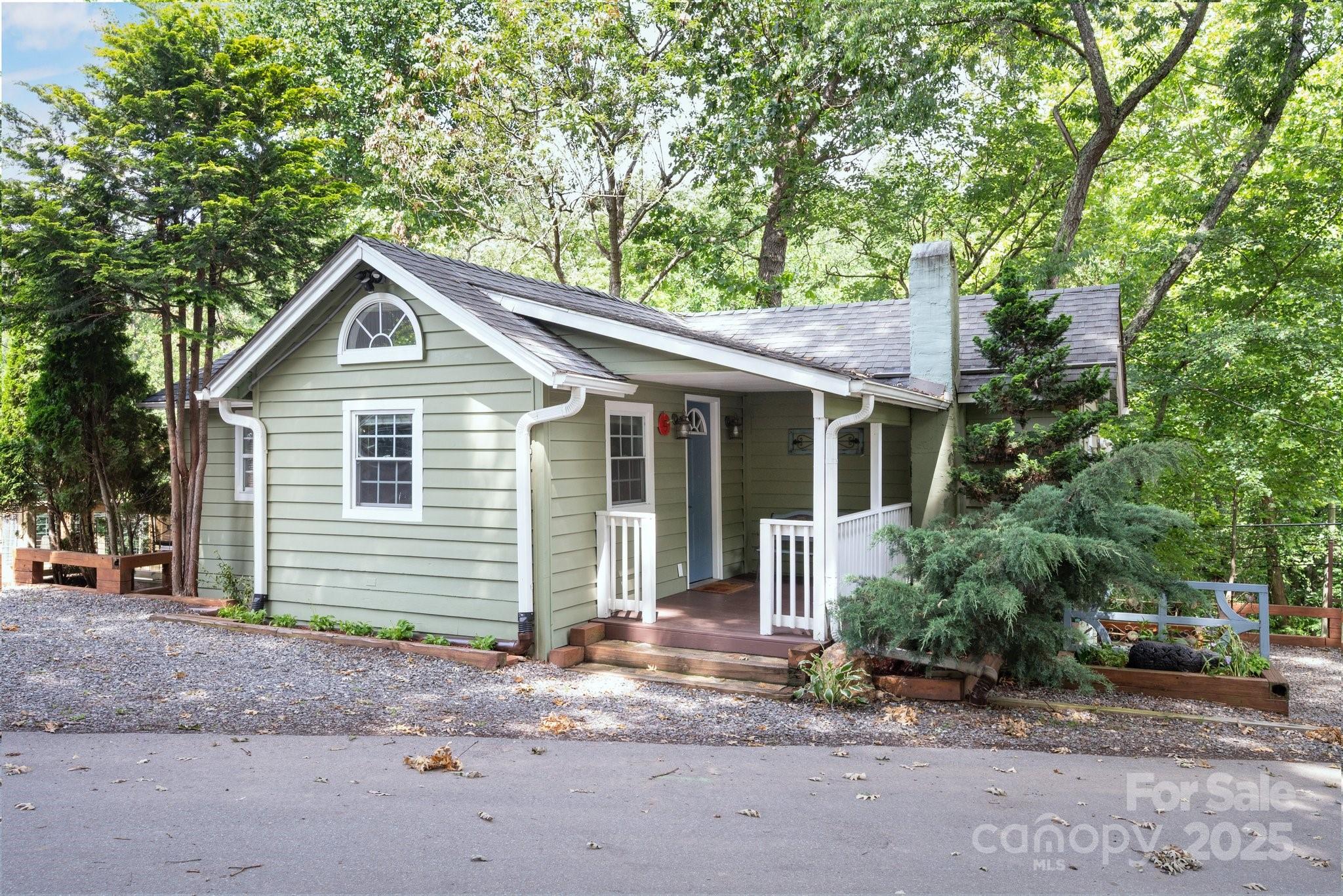 5 Arbutus Road