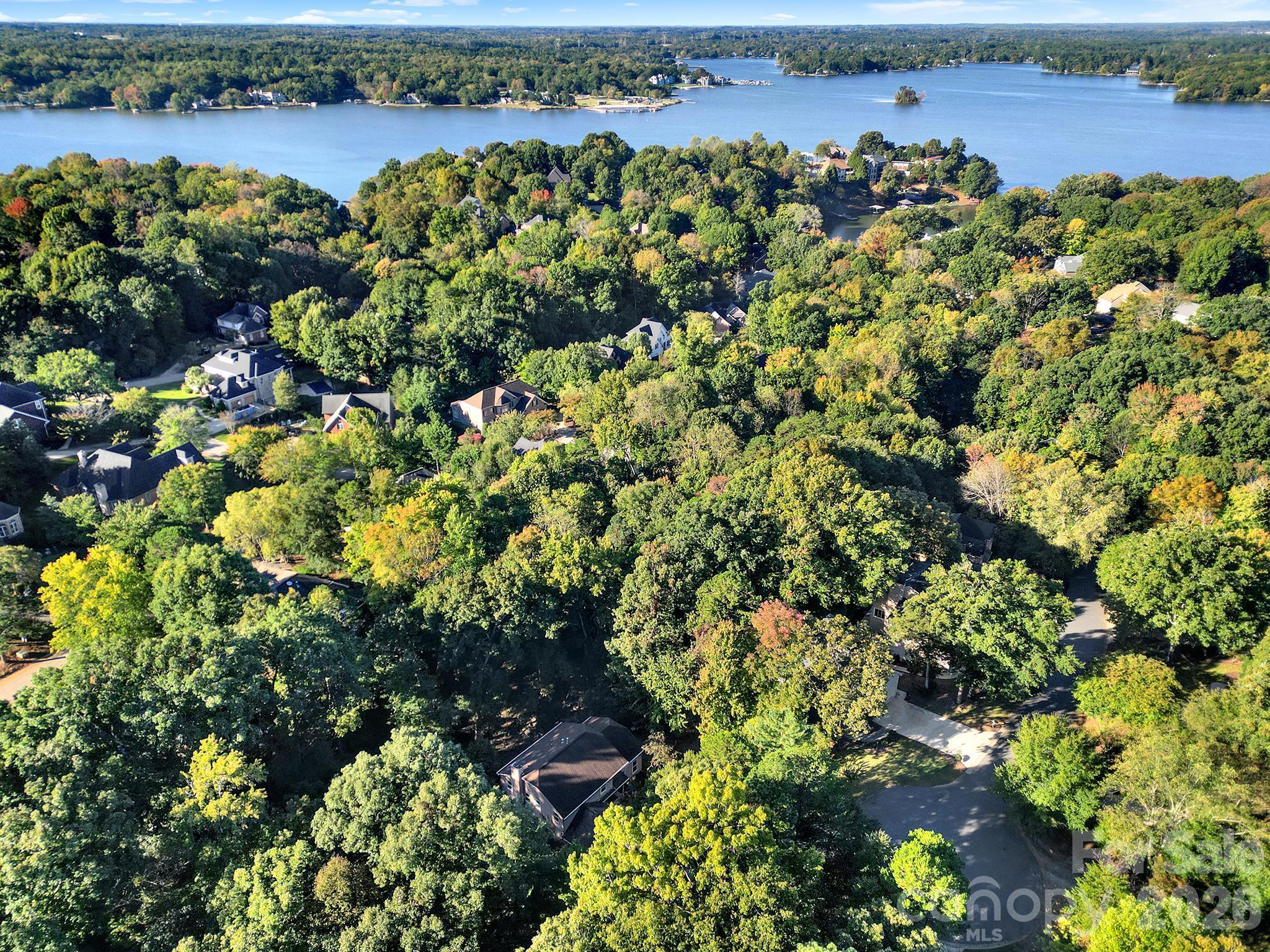 7055 Mariners Court
