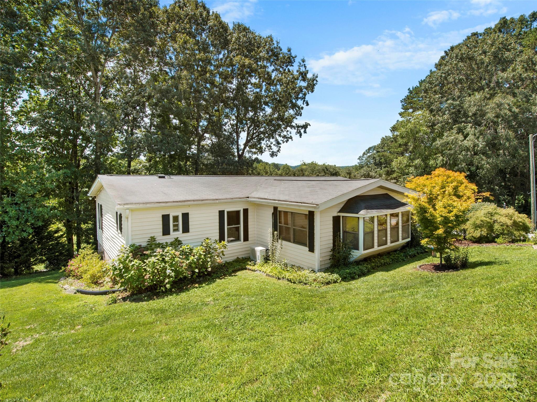 200 Cranbrook Circle