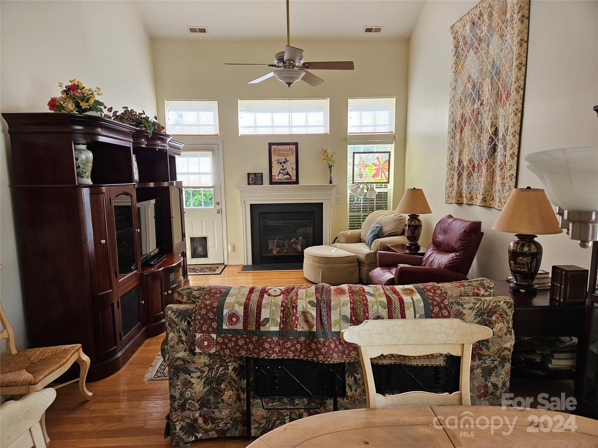 Sunset Point Townhomes - Residential