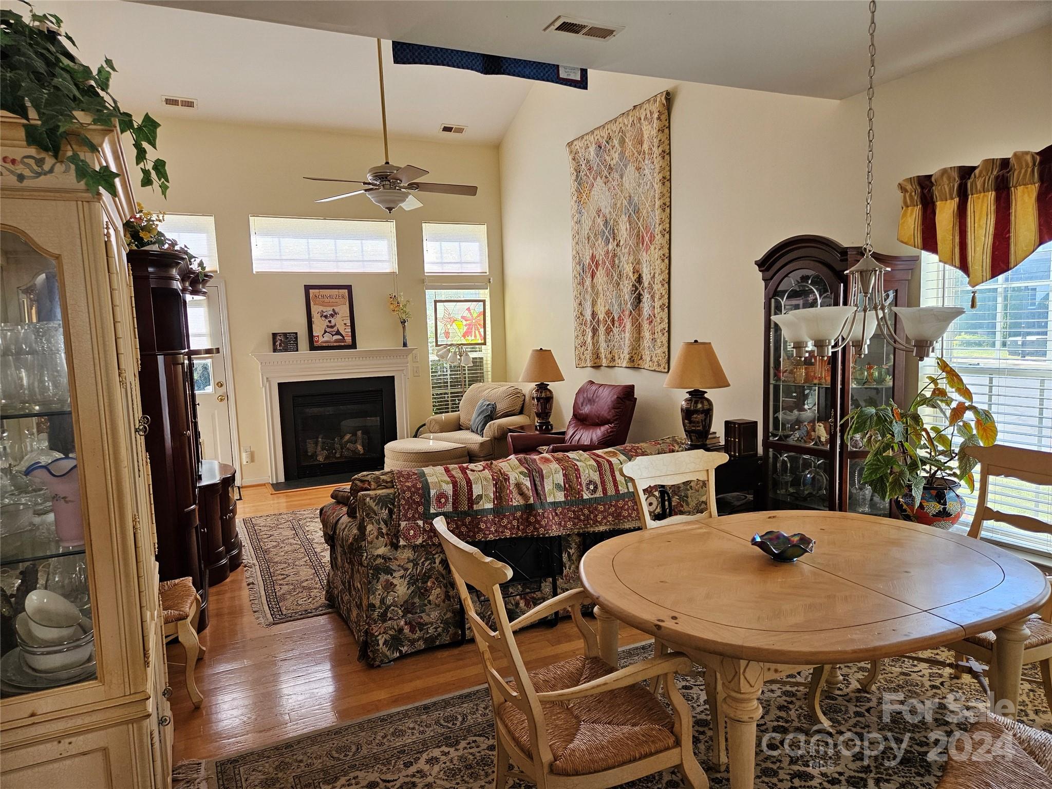 Sunset Point Townhomes - Residential