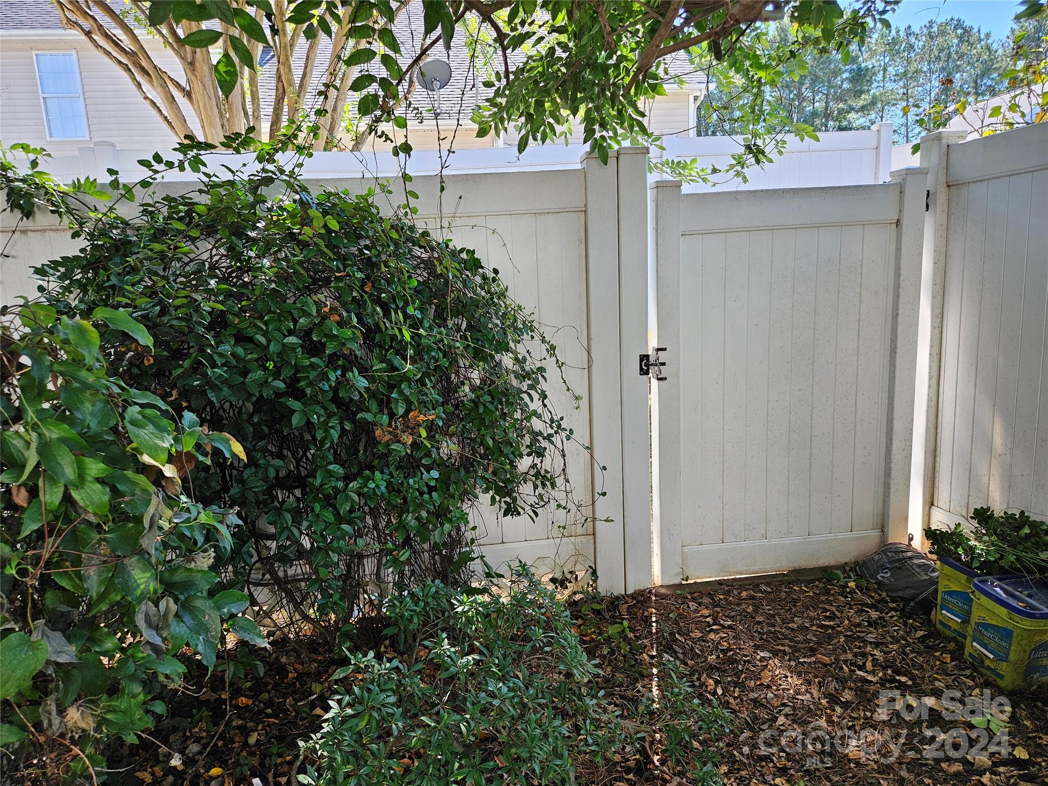 Sunset Point Townhomes - Residential