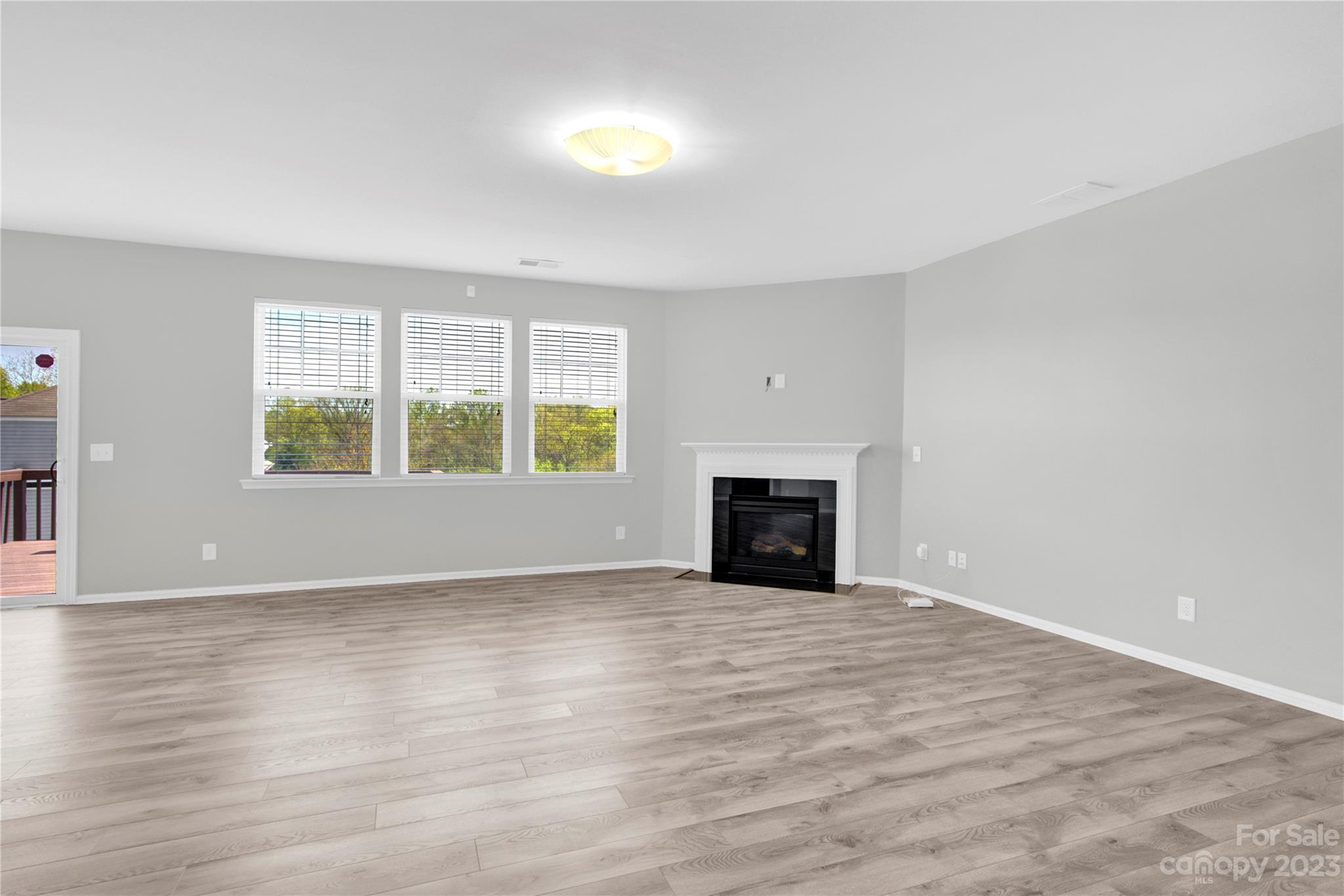 Almond Glen - Residential