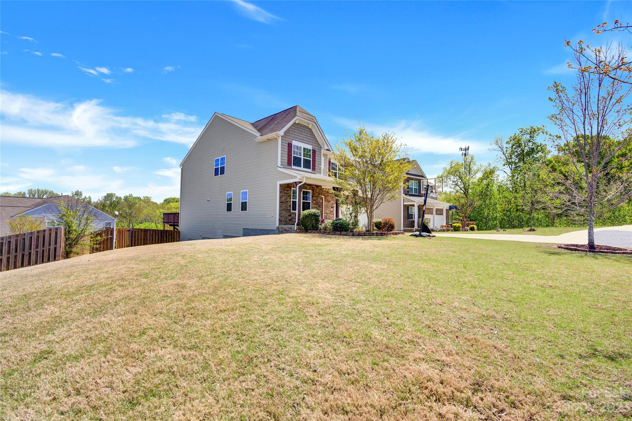 Almond Glen - Residential