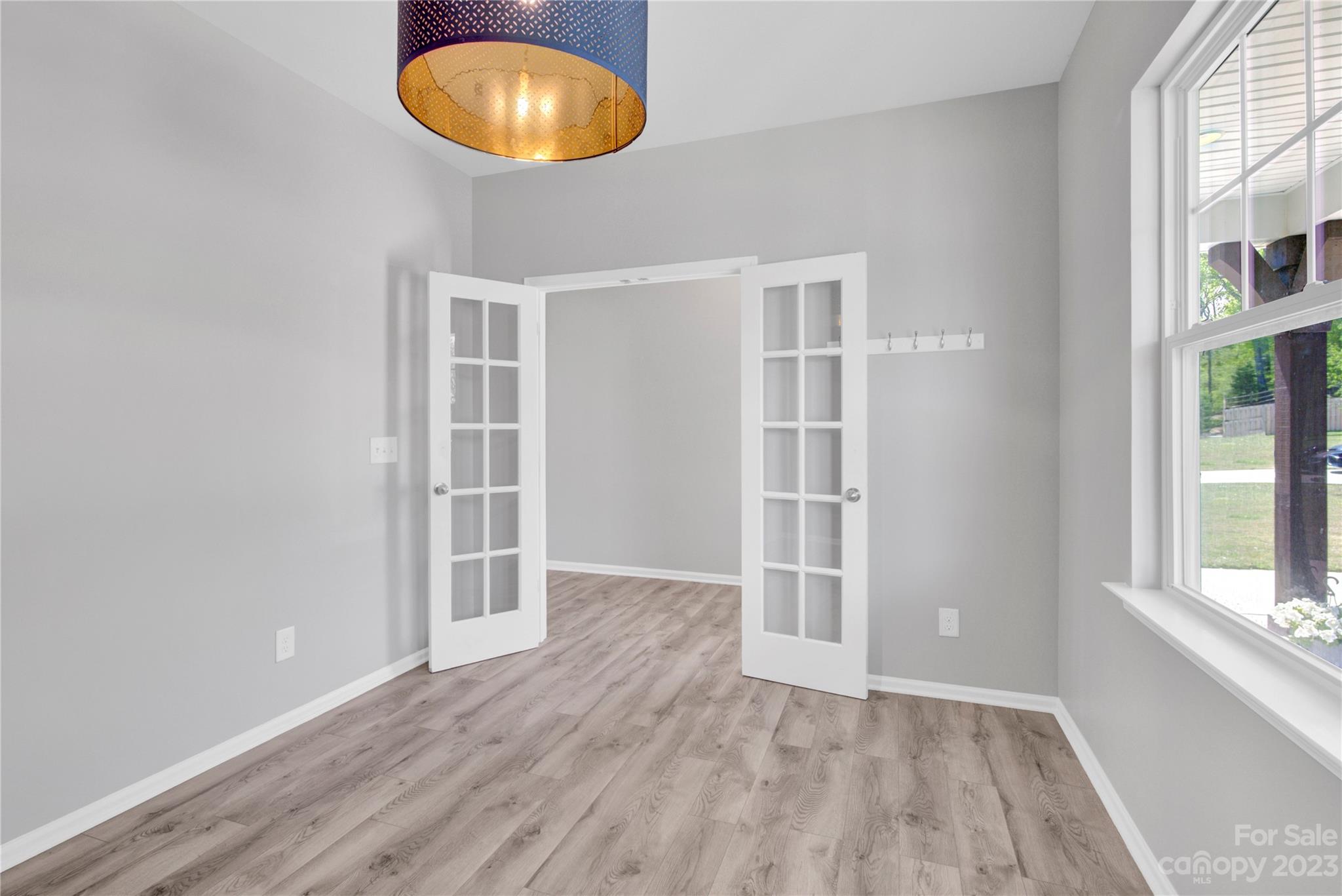 Almond Glen - Residential