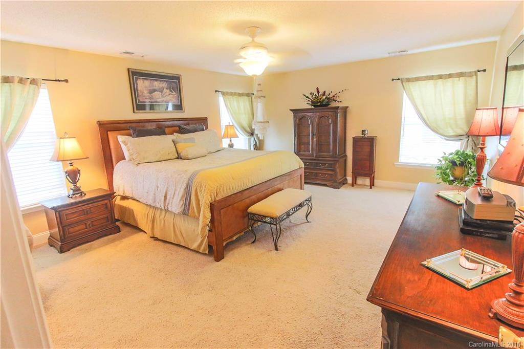 English Trails - Residential