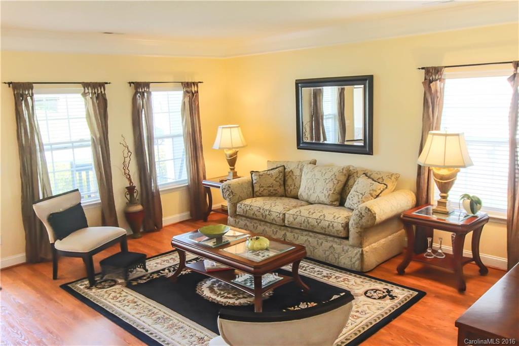 English Trails - Residential