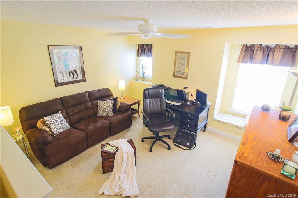 English Trails - Residential