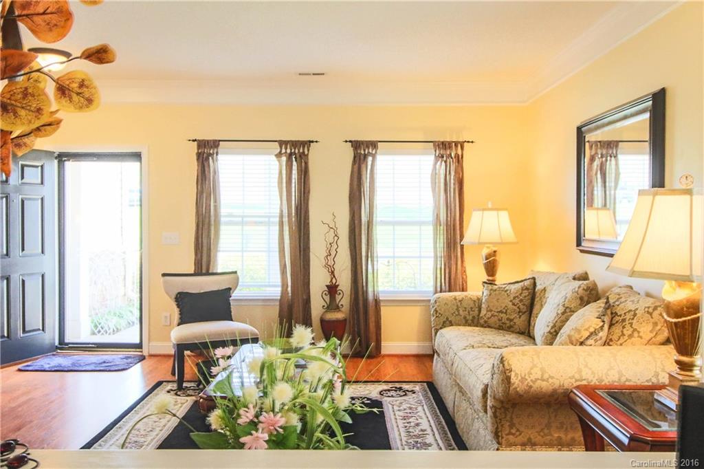 English Trails - Residential