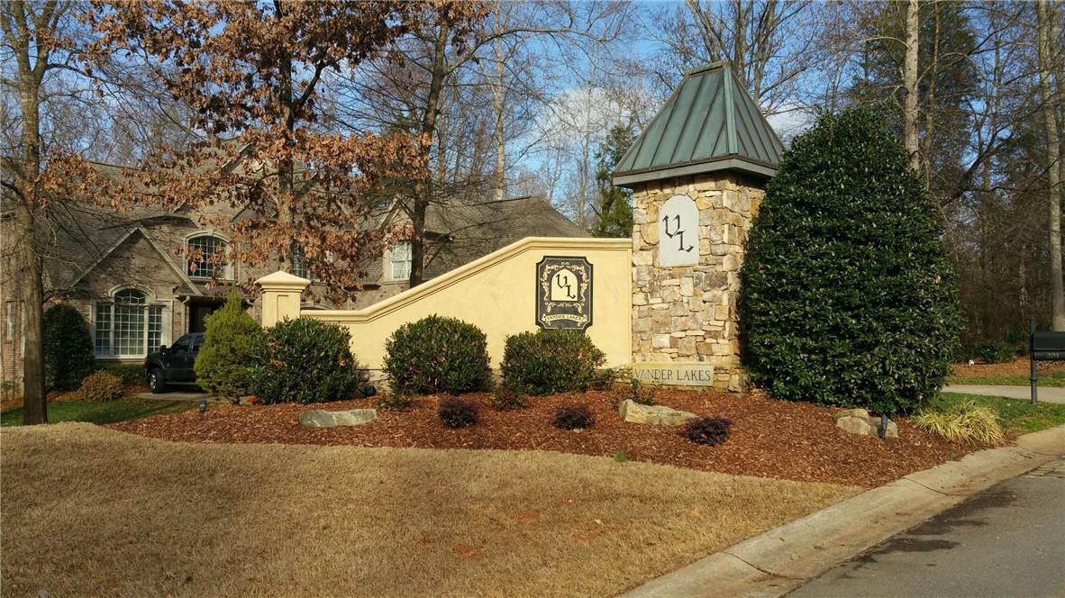 Vanderlakes - Residential