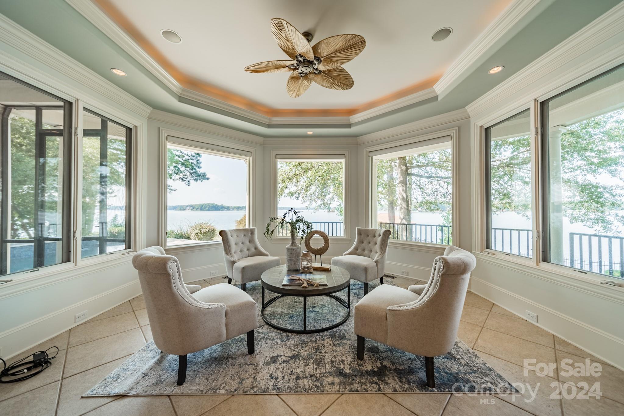 The Harbour at the Pointe - Residential