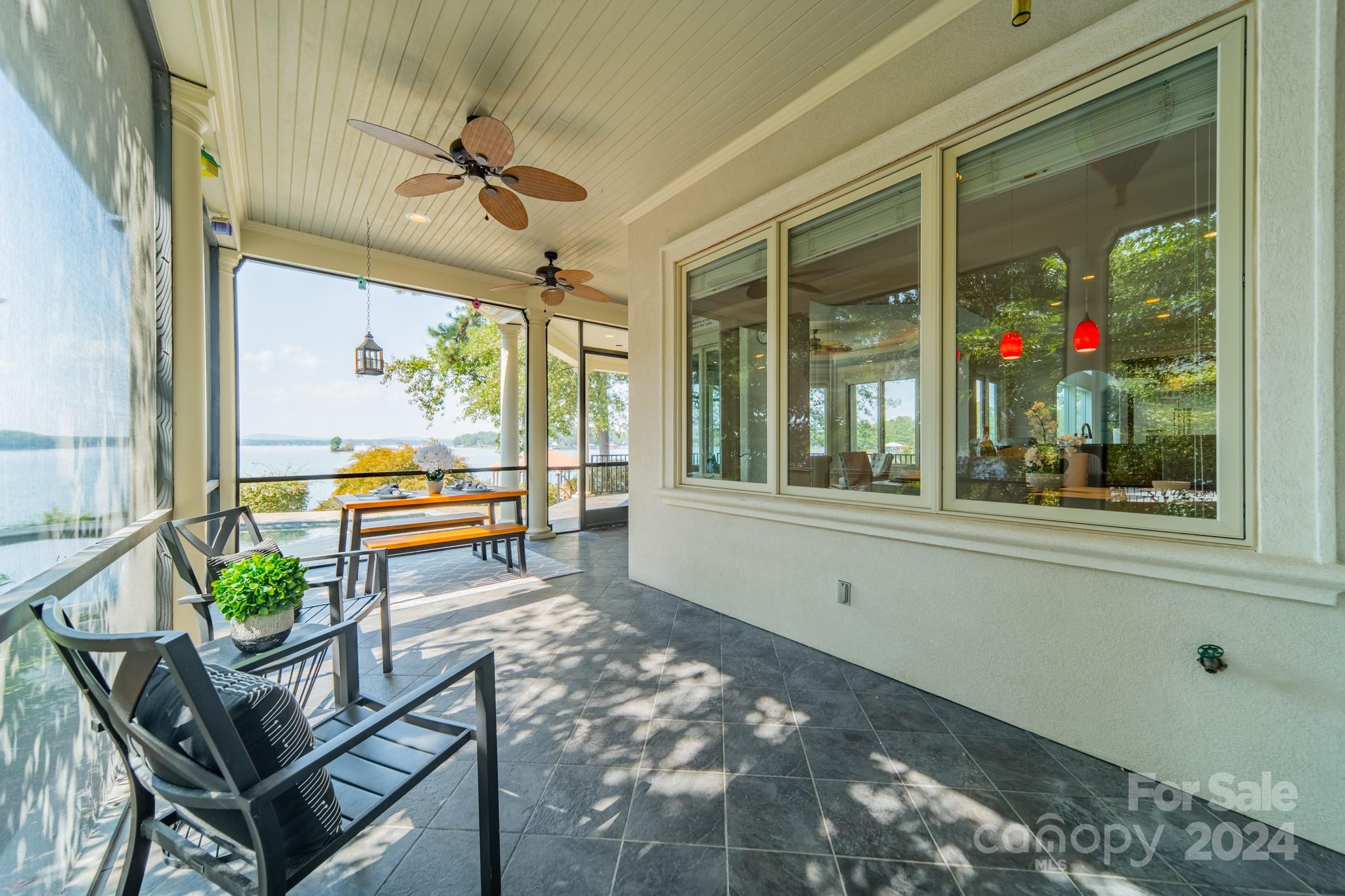 The Harbour at the Pointe - Residential