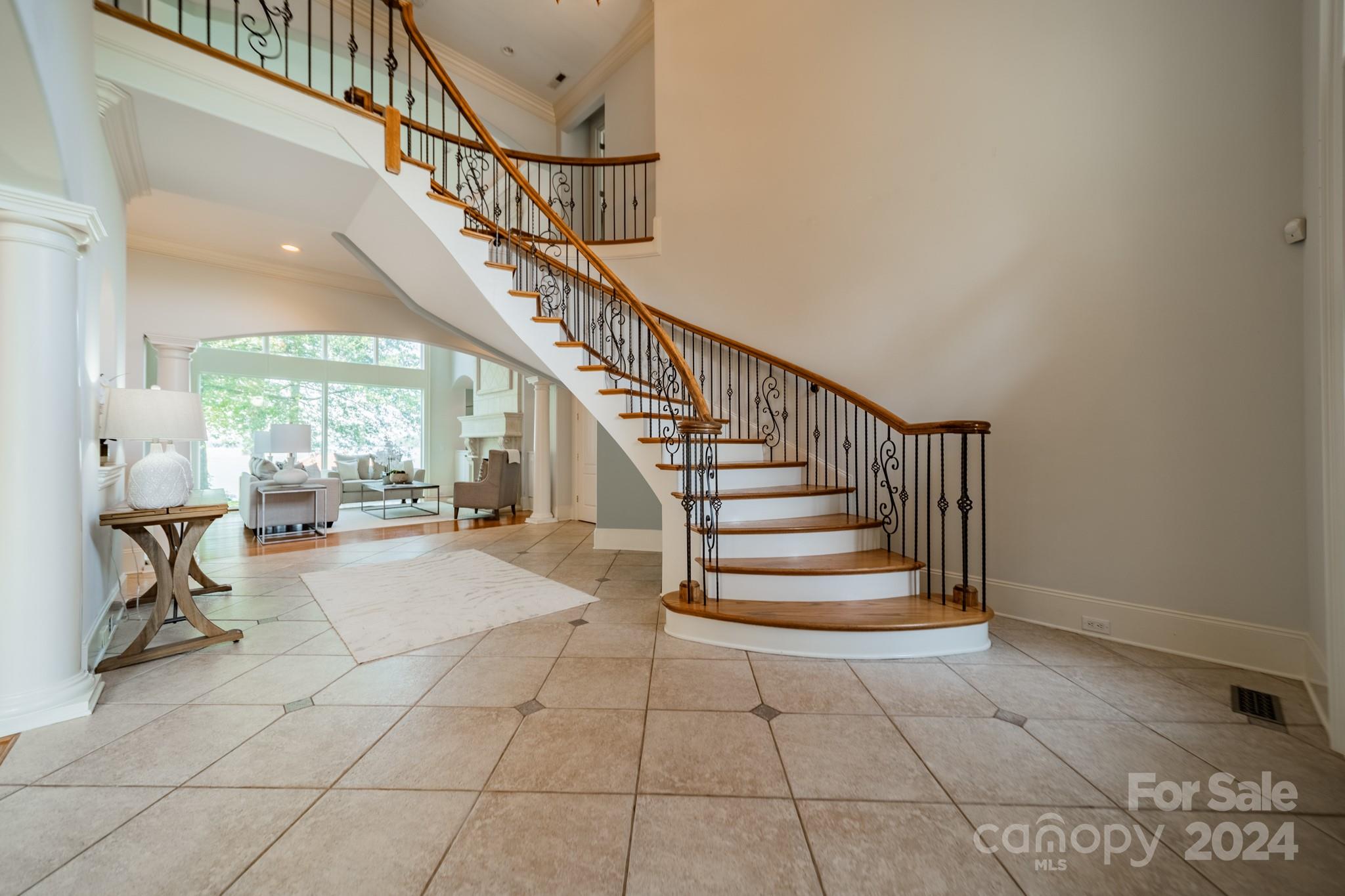 The Harbour at the Pointe - Residential