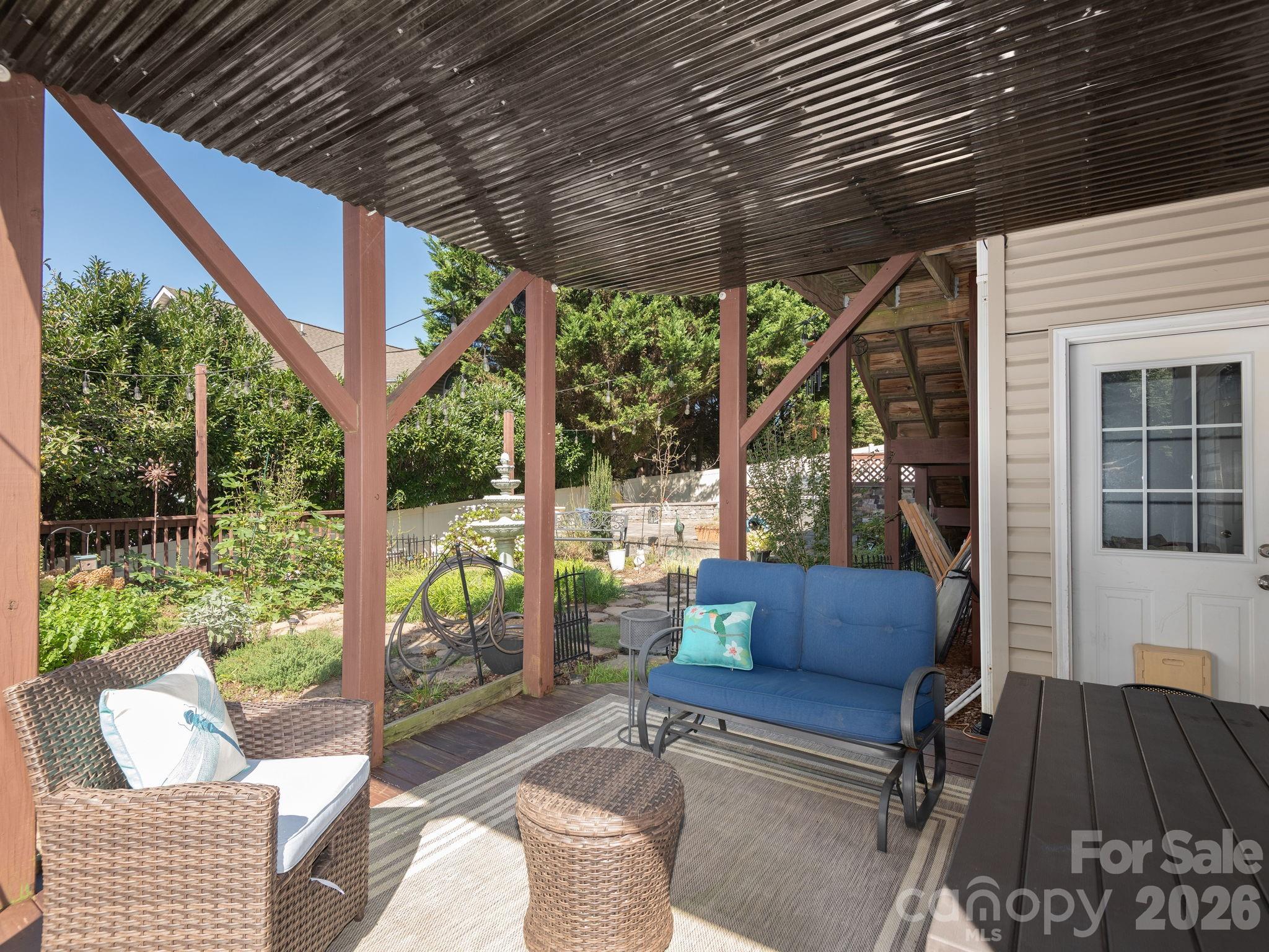 Rivercrest - Residential