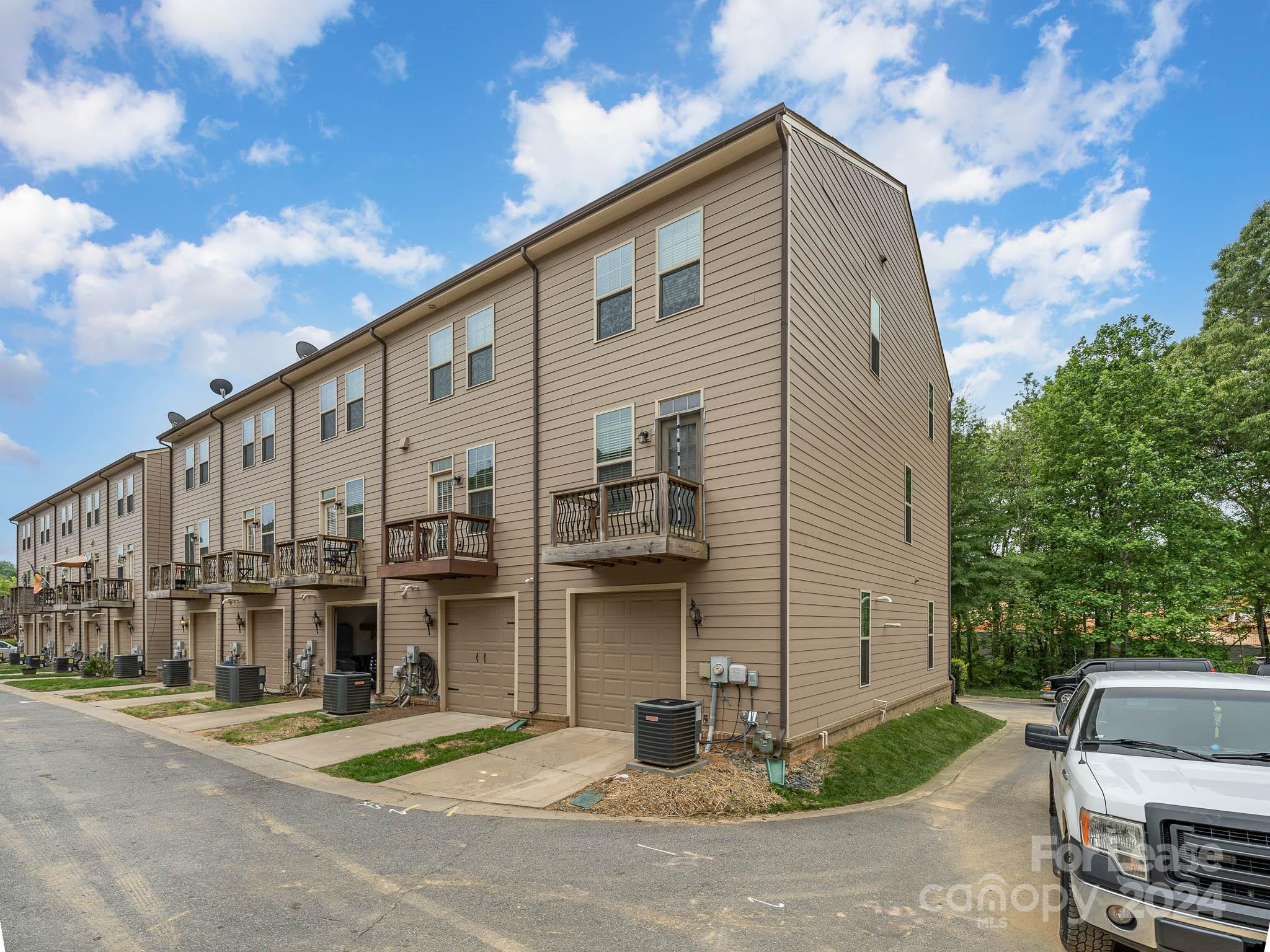 Huntersville - Residential Lease