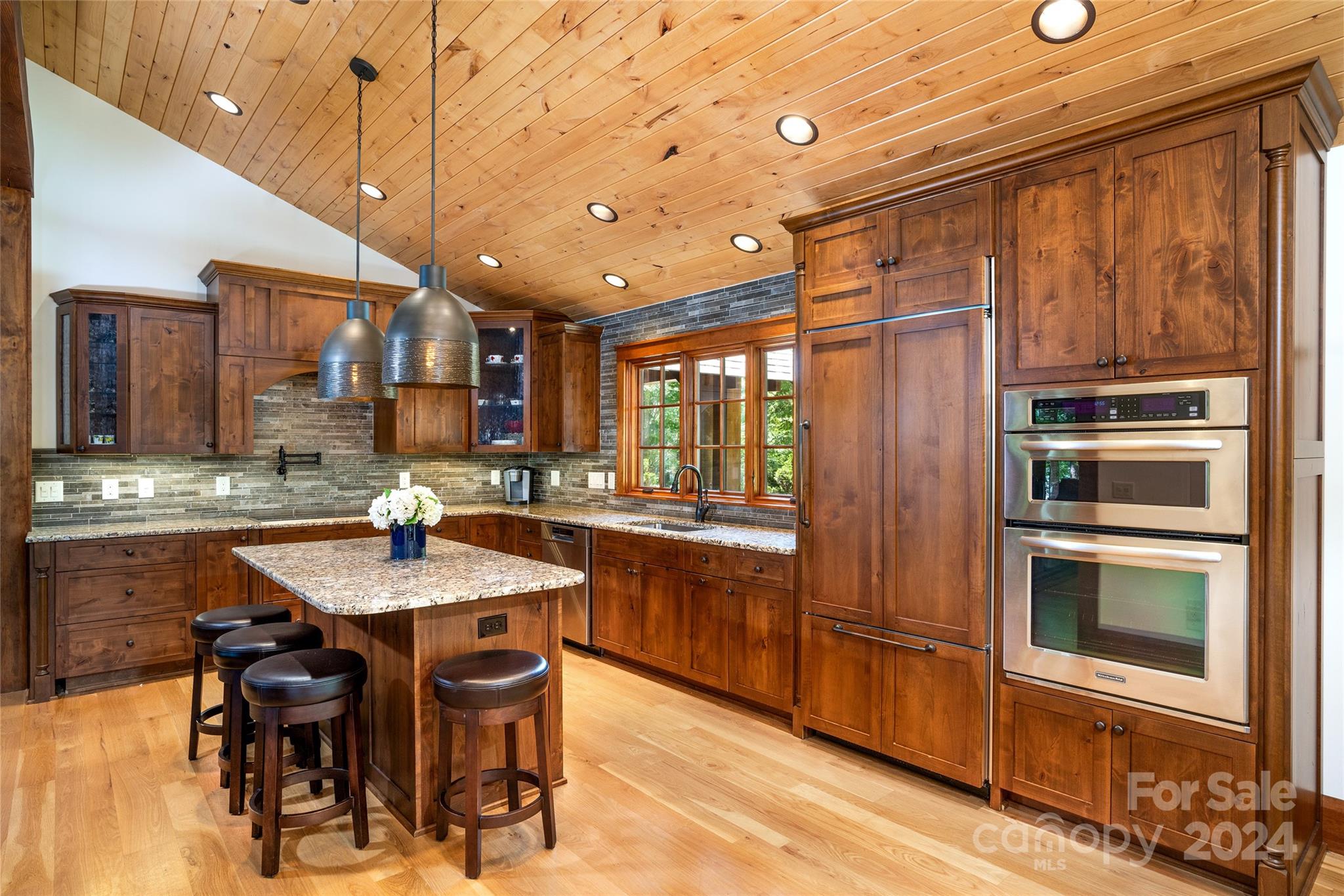 Old Wildlife Club - Residential