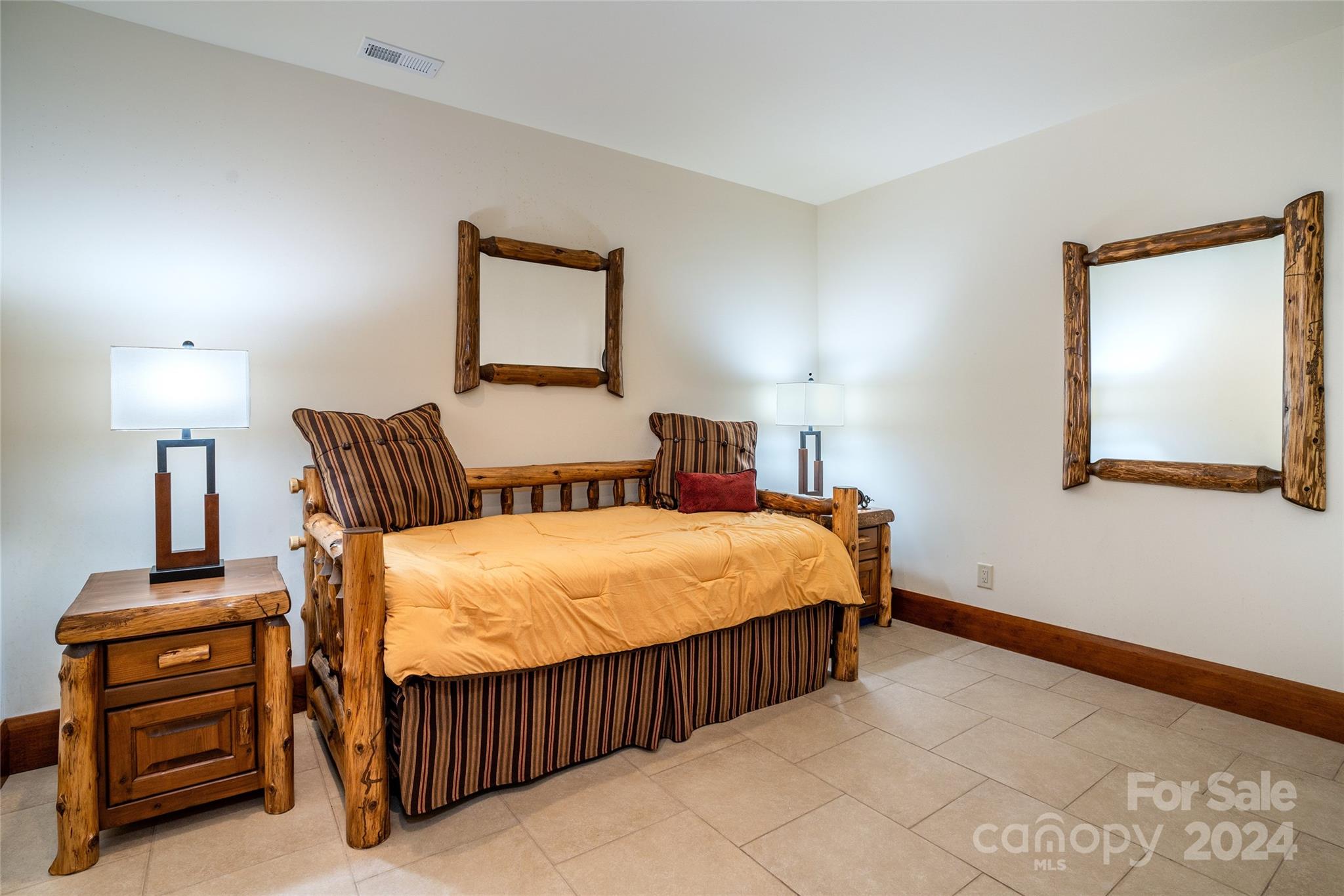 Old Wildlife Club - Residential