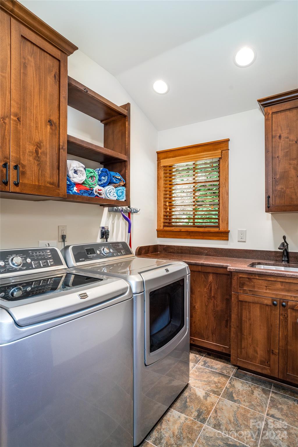 Old Wildlife Club - Residential