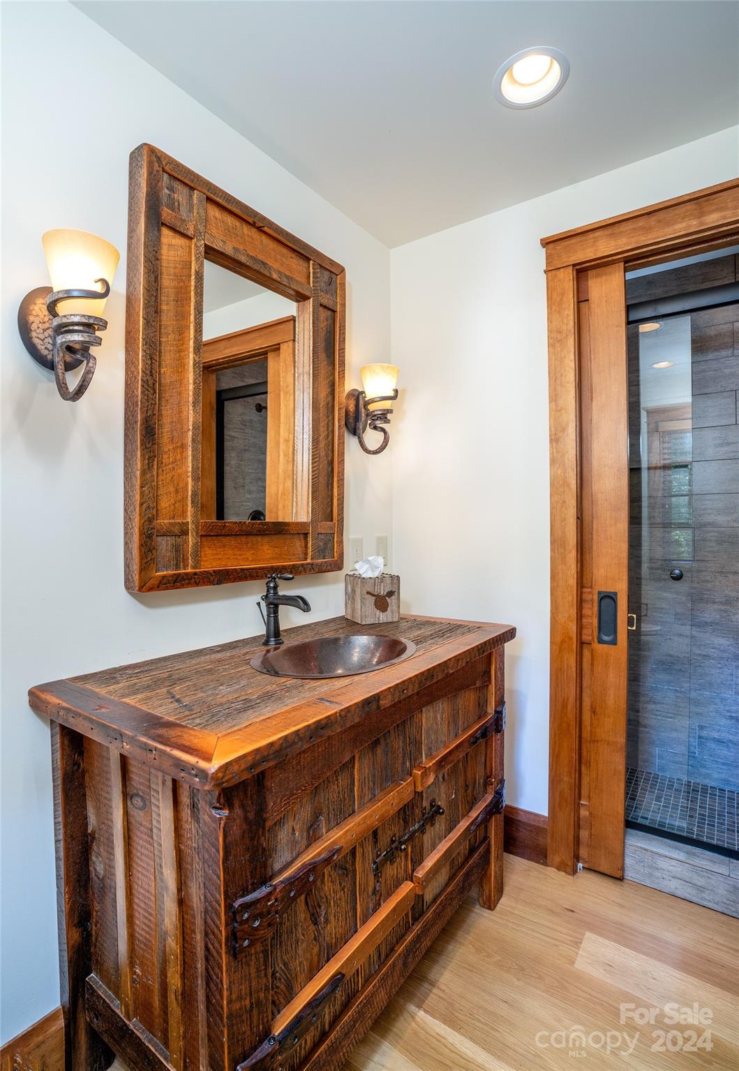 Old Wildlife Club - Residential