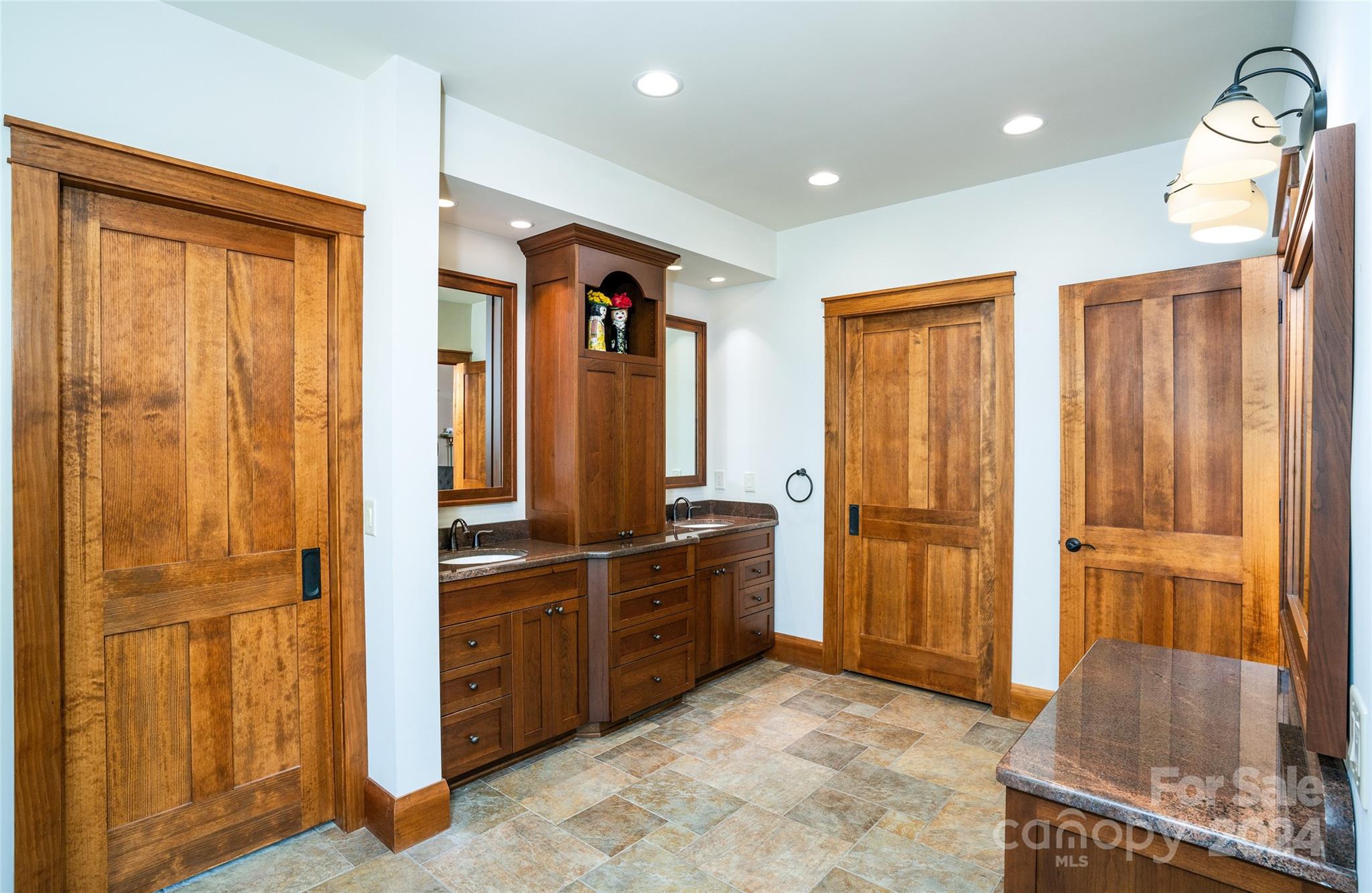 Old Wildlife Club - Residential