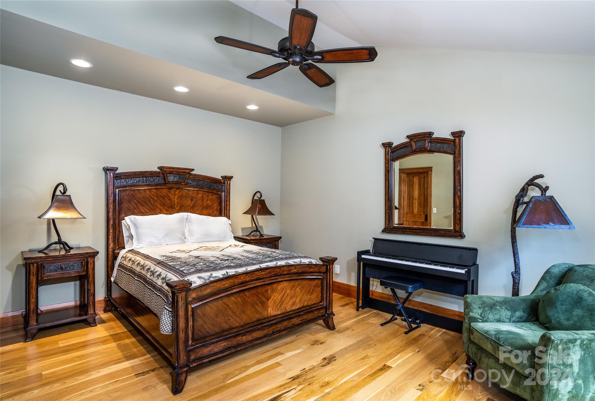 Old Wildlife Club - Residential