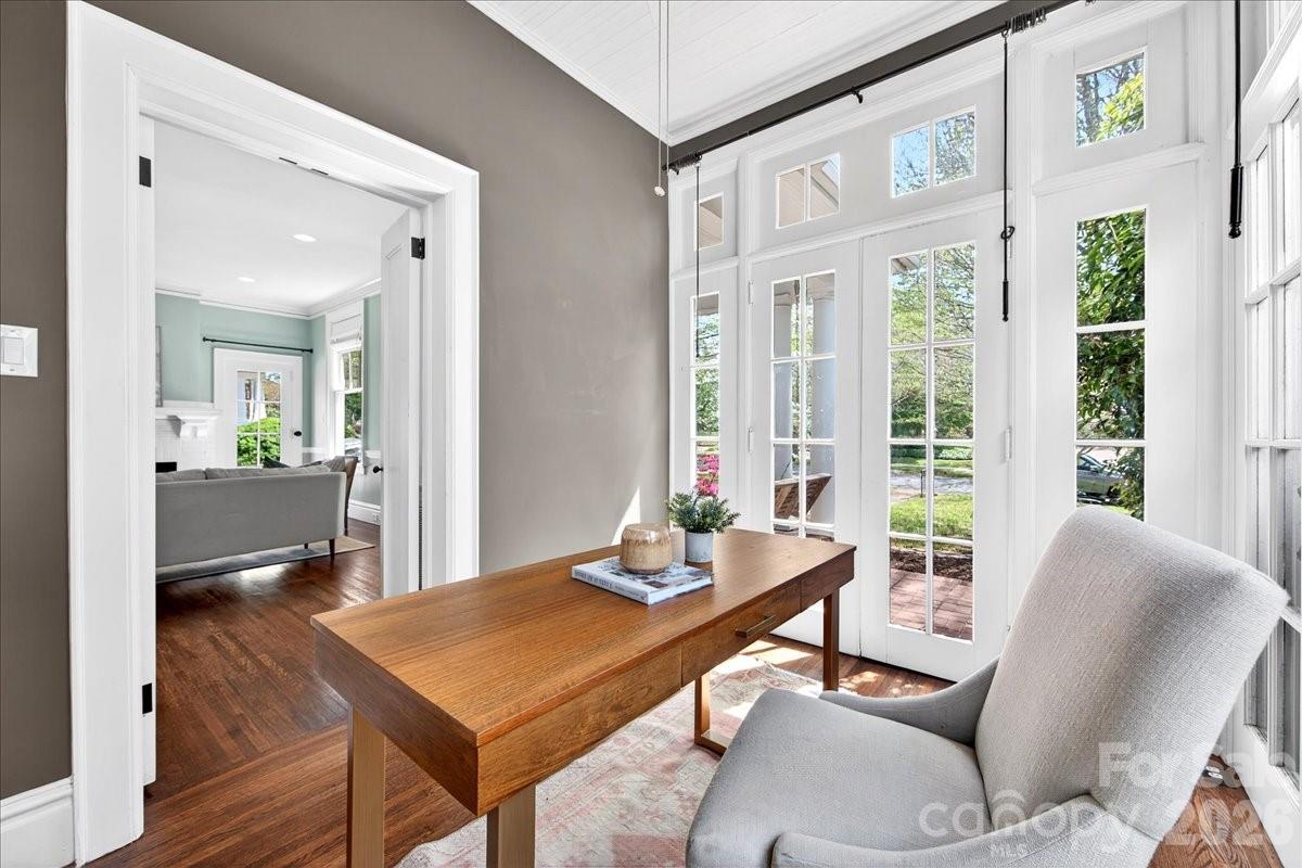 Myers Park - Residential