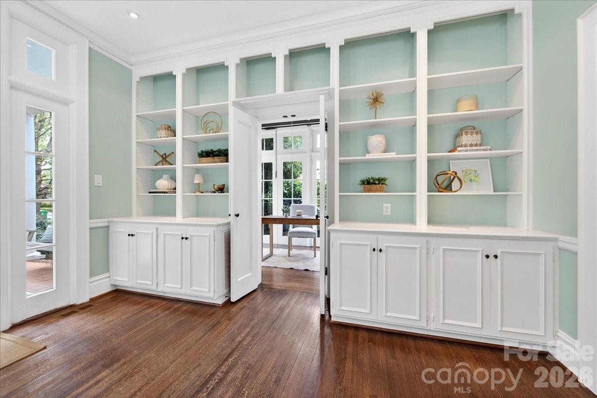 Myers Park - Residential