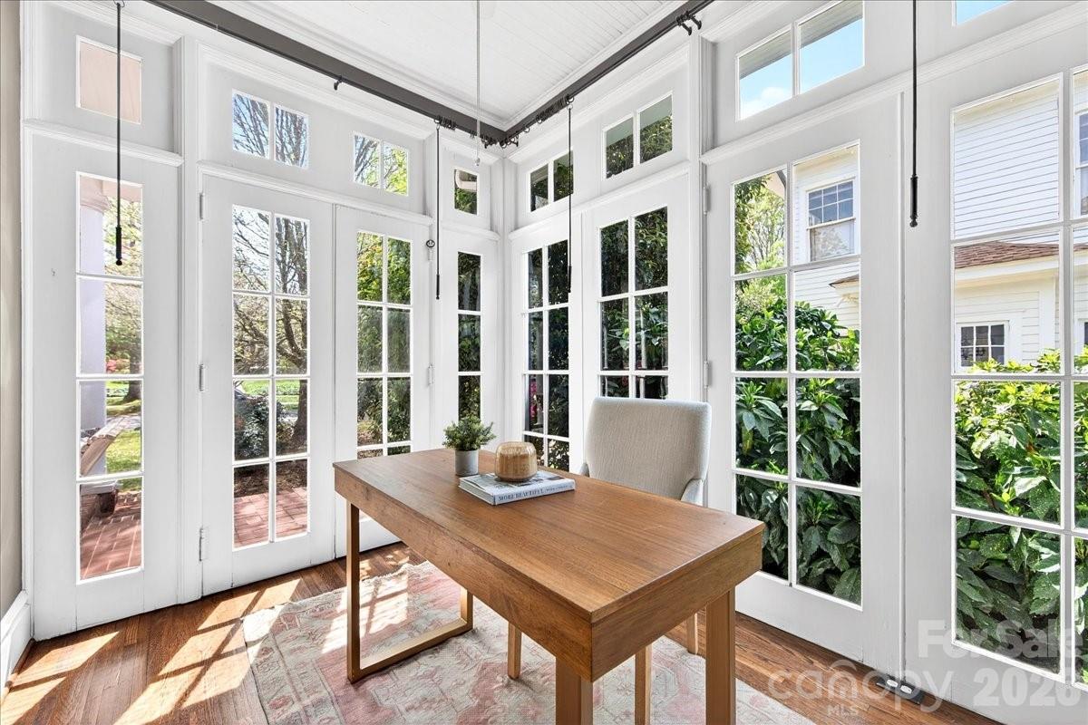 Myers Park - Residential