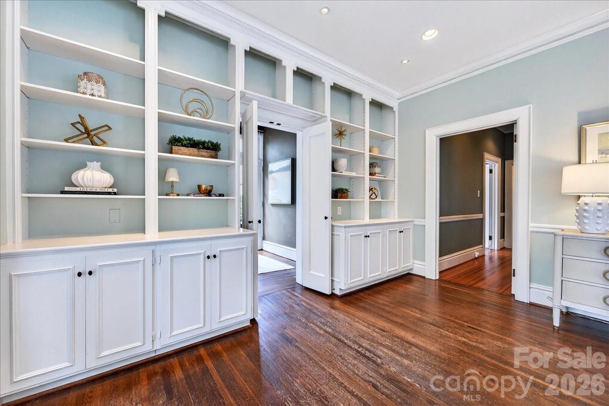 Myers Park - Residential