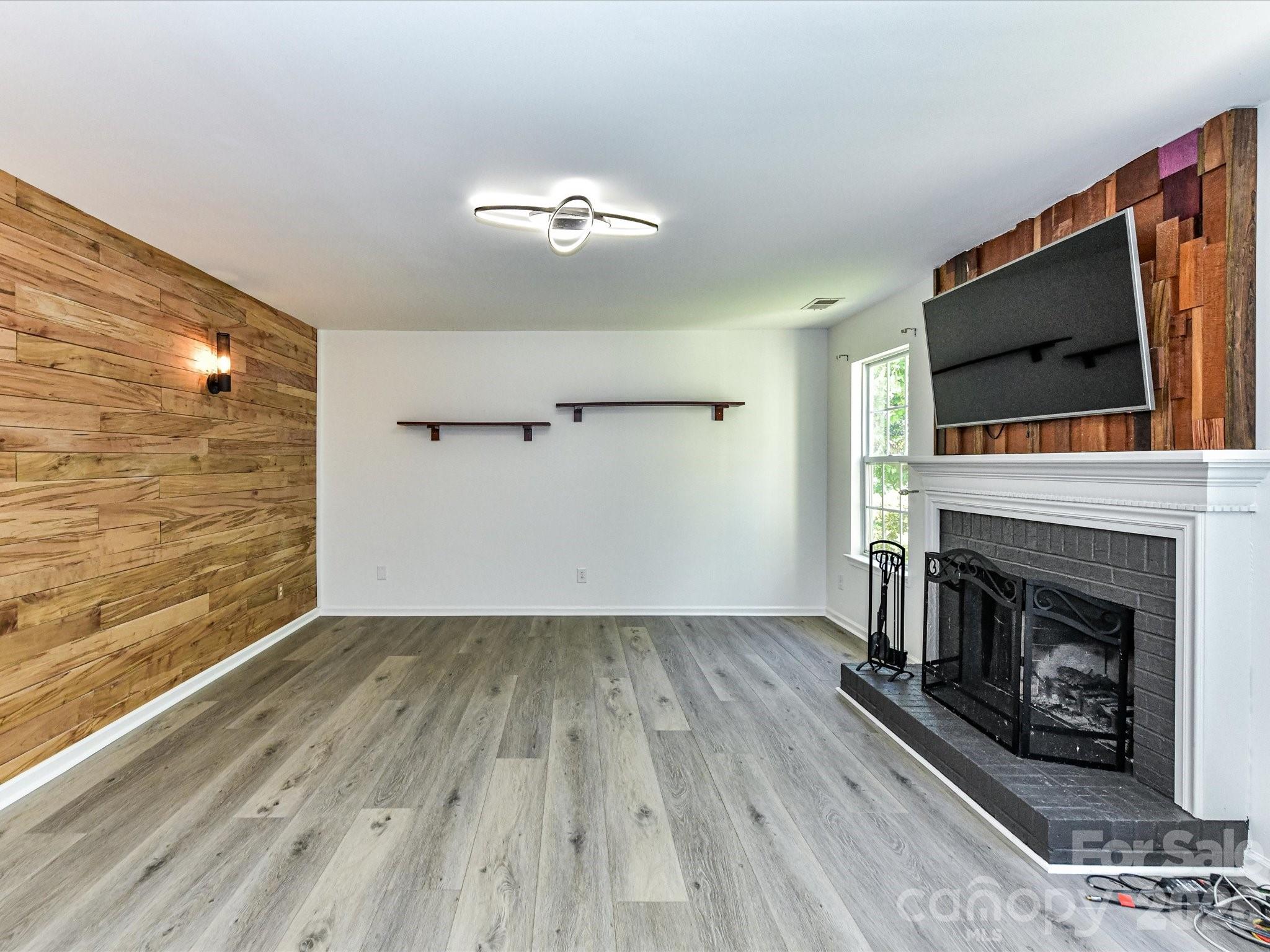 Henderson Park - Residential