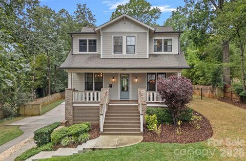 Photo of 4316 Tangle Drive, Charlotte, NC 28211 (MLS # 4372166)