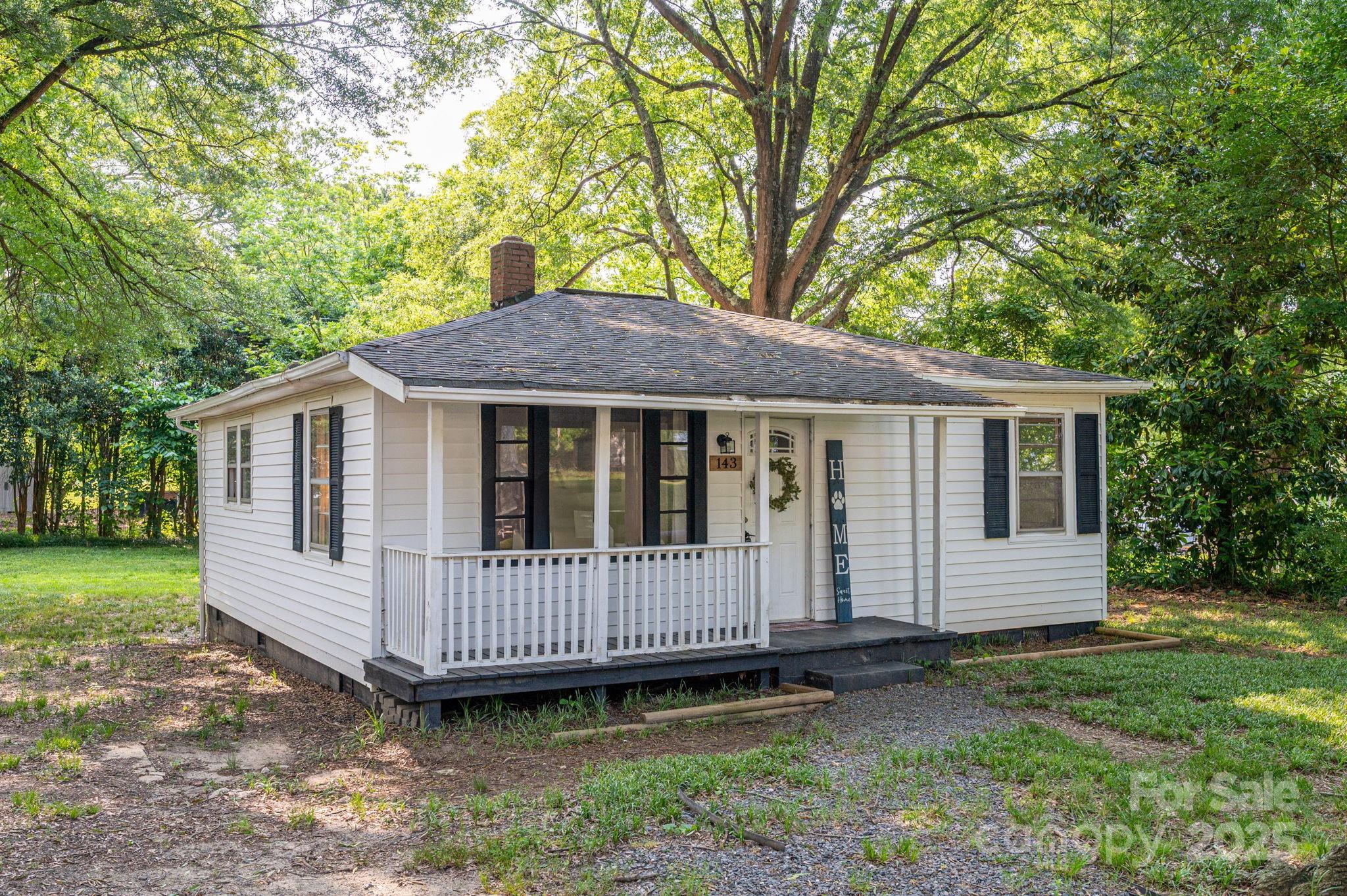 143 Hallman Street