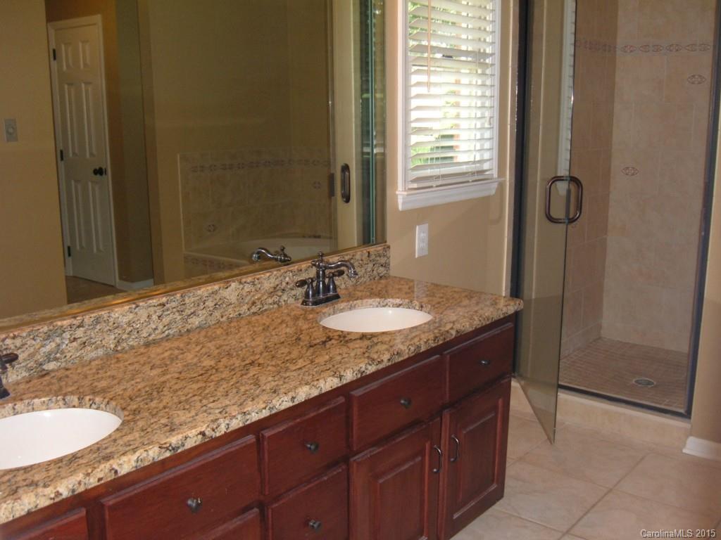 Jamestowne - Residential