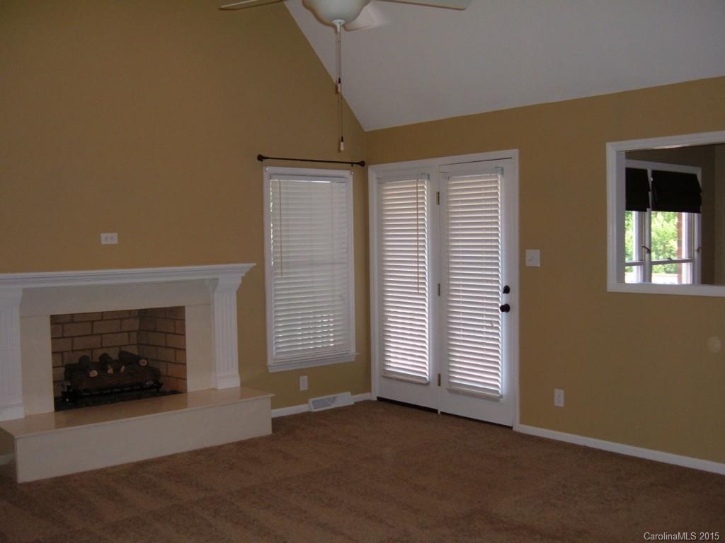 Jamestowne - Residential