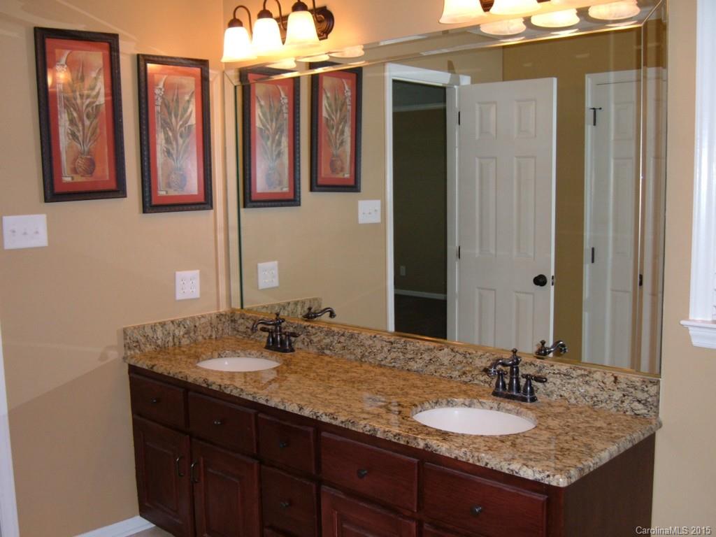 Jamestowne - Residential