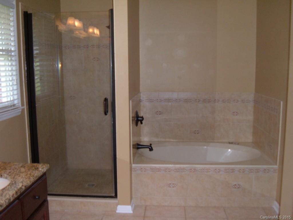 Jamestowne - Residential