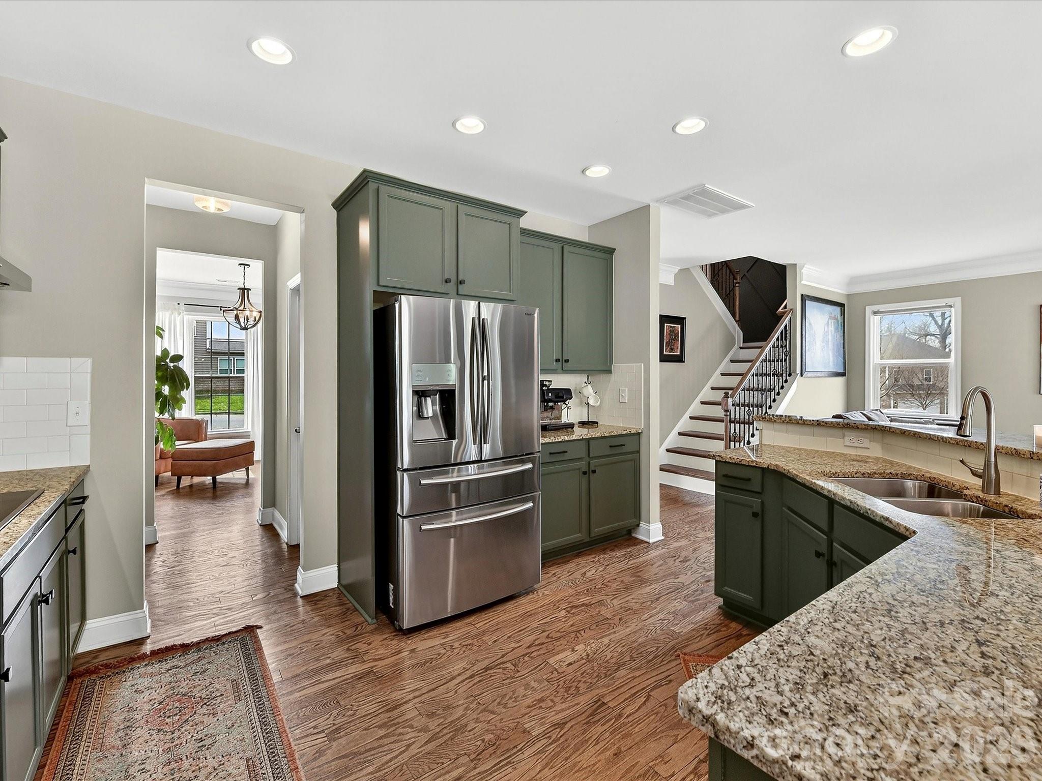 Amber Leigh - Residential