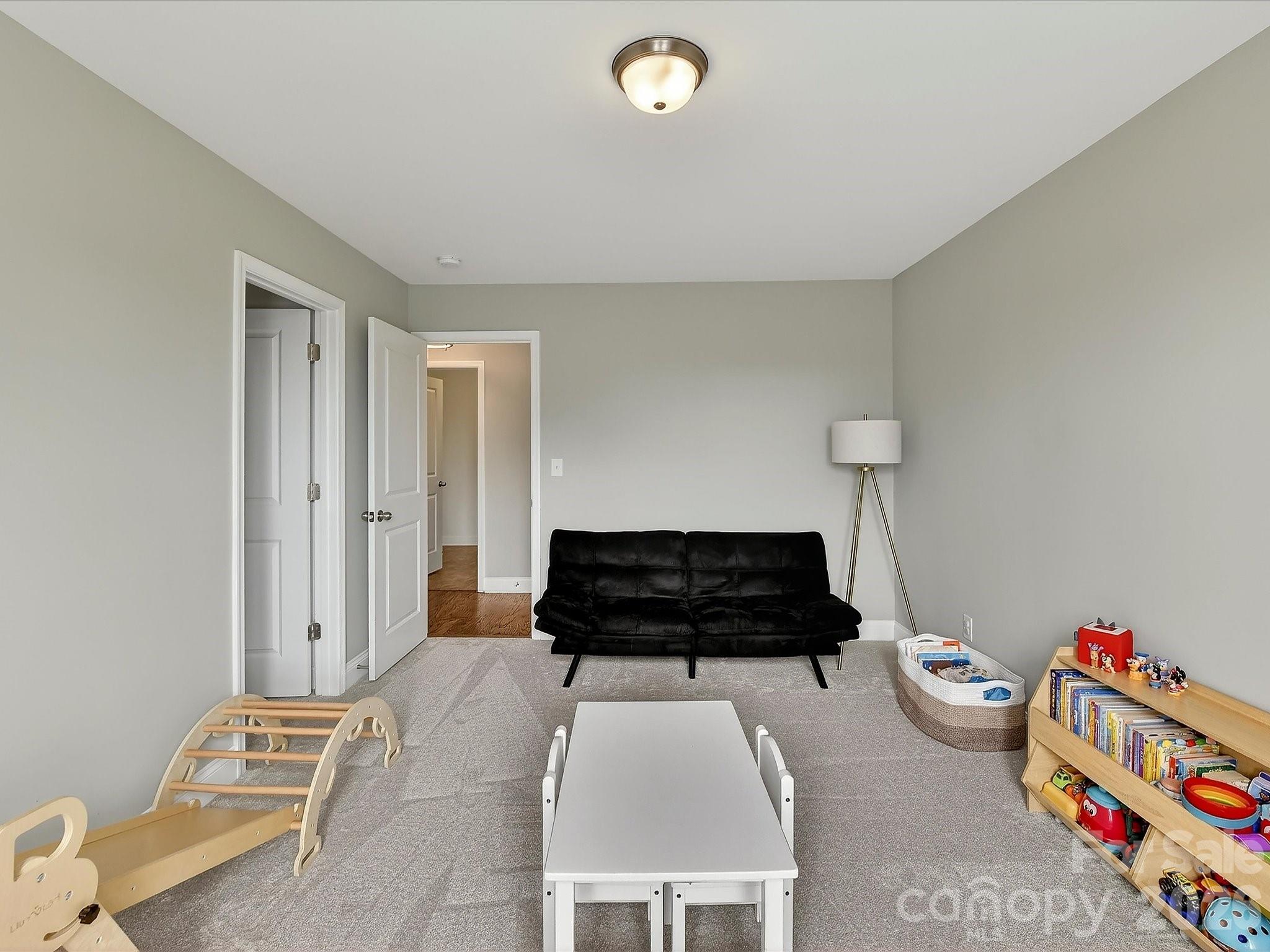 Amber Leigh - Residential