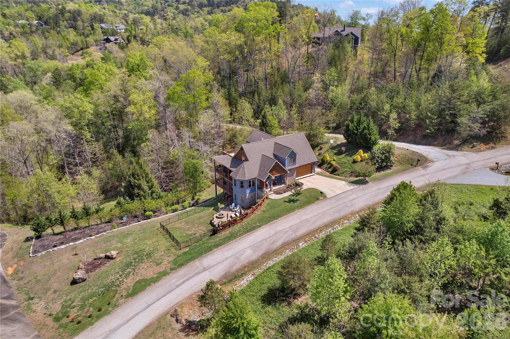 Vista At Bills Mountain - Residential