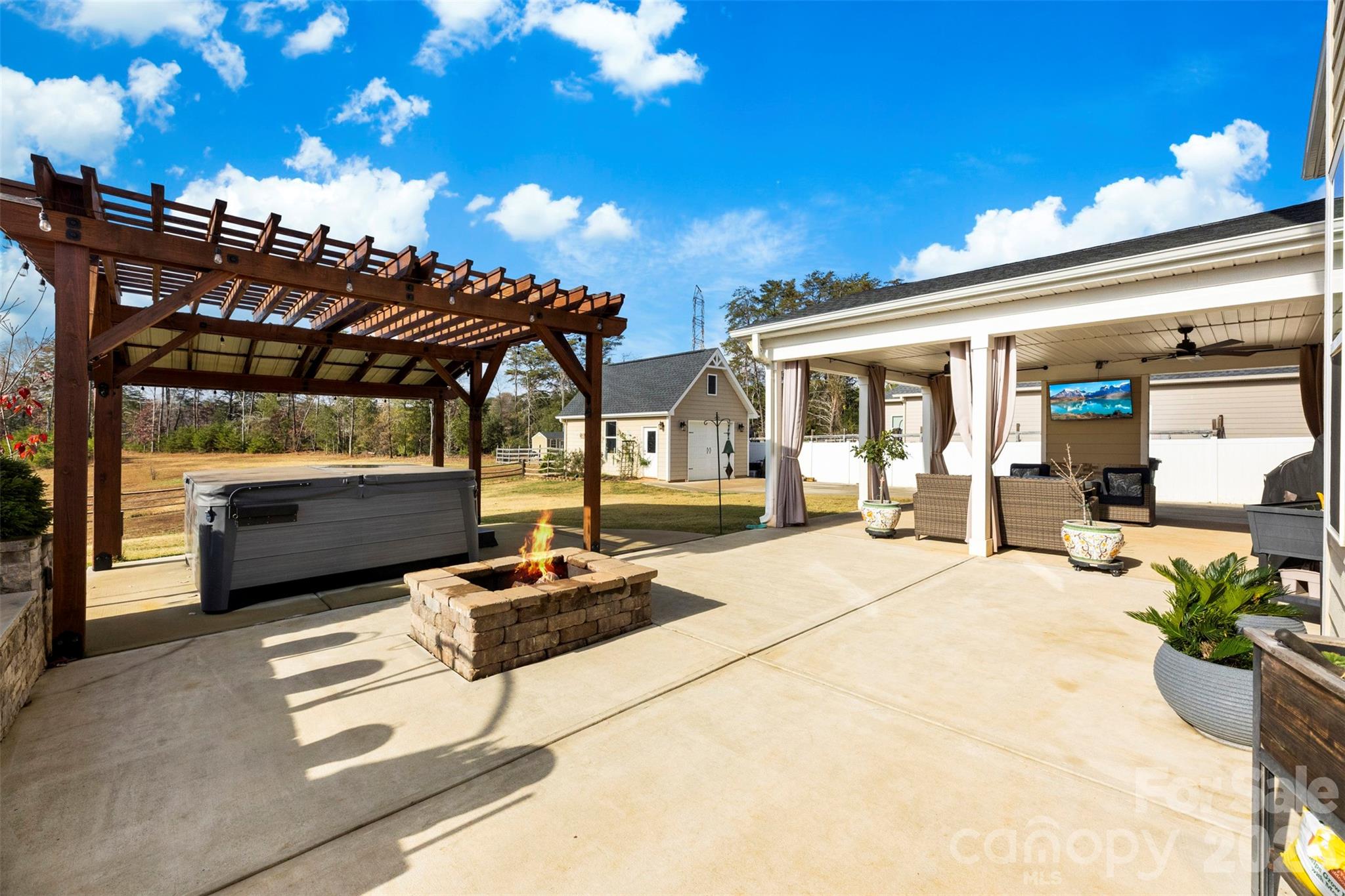 Southpoint Woods - Residential