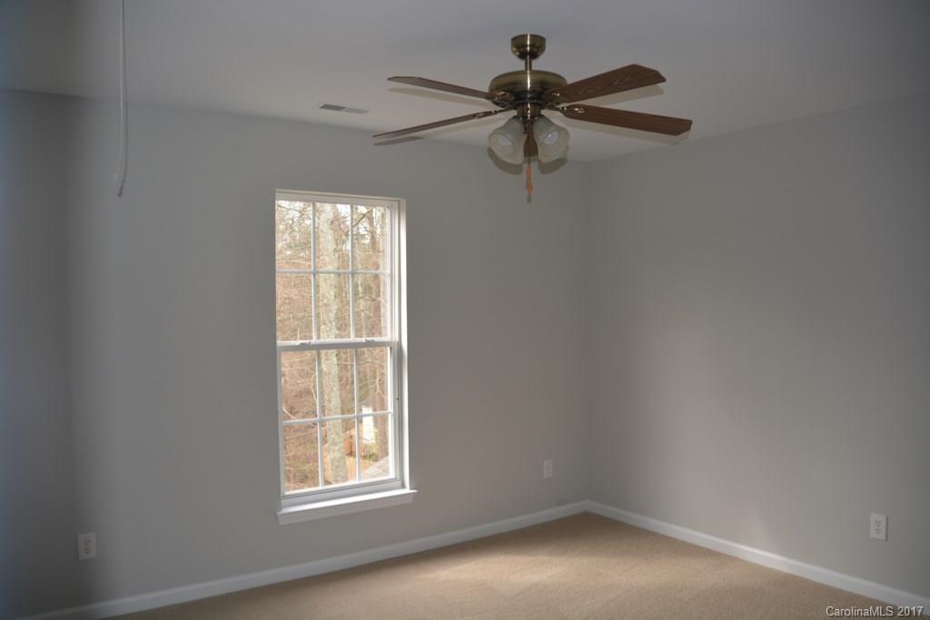 Autumn Cove At Lake Wylie - Residential