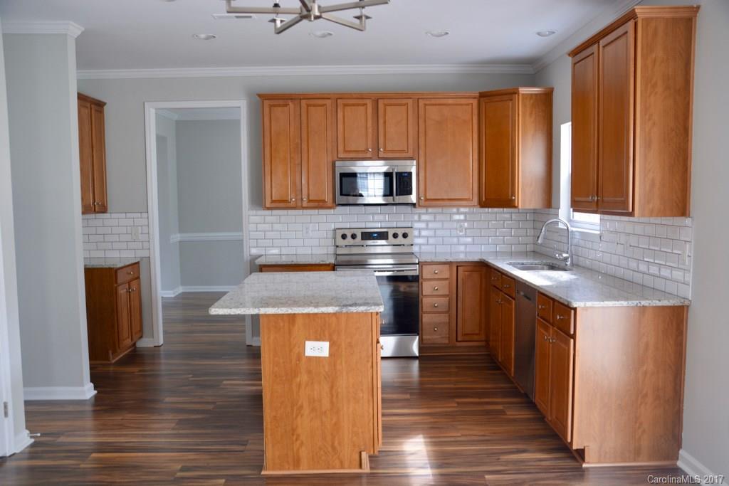 Autumn Cove At Lake Wylie - Residential