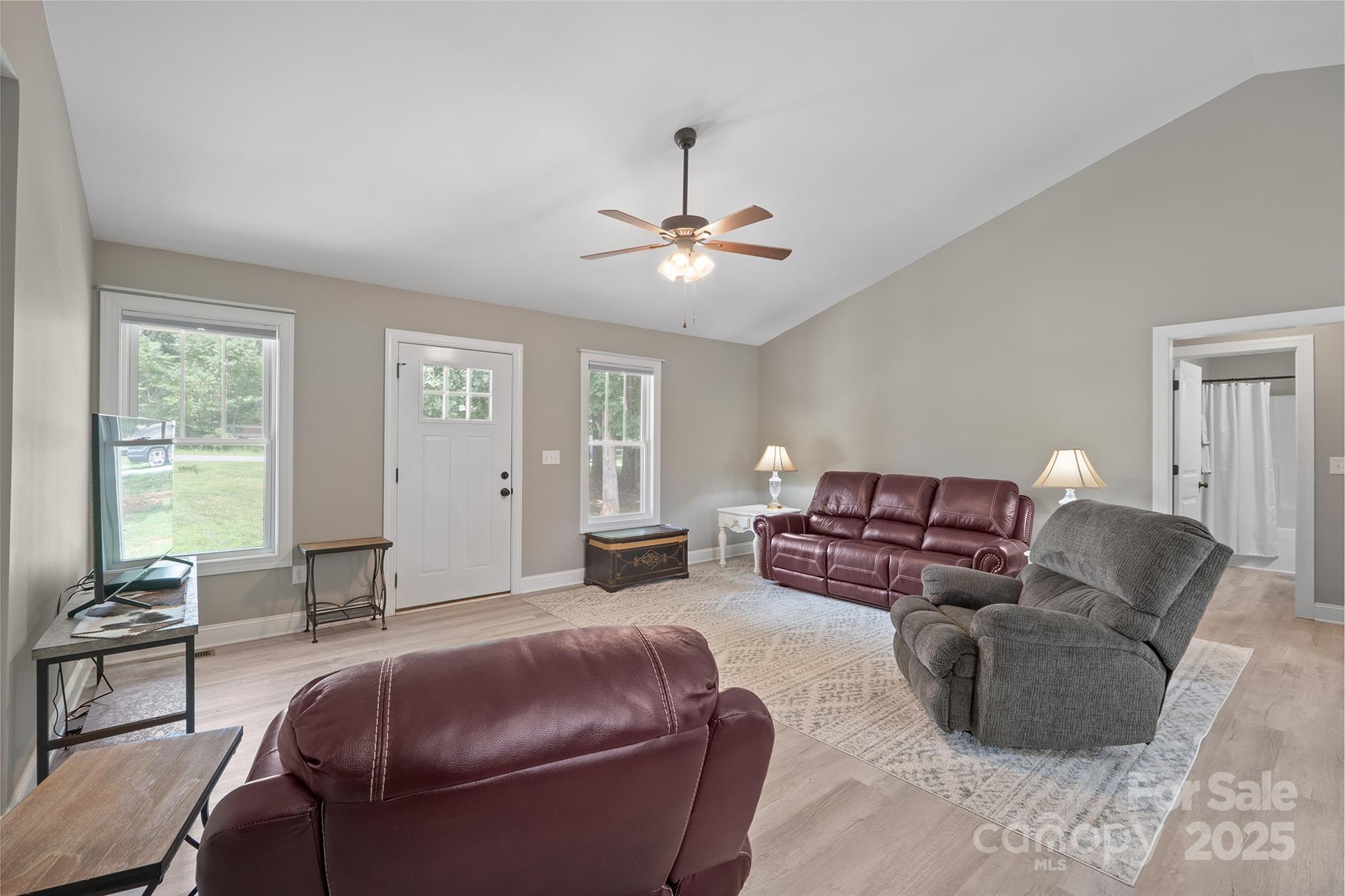 Swann Crossing - Residential