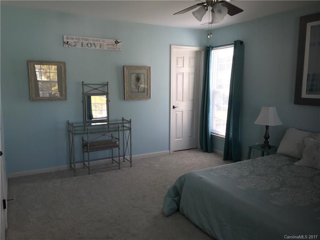 Lake Park - Residential