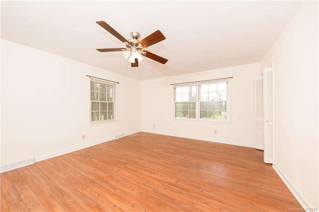 Country Club Estates - Residential