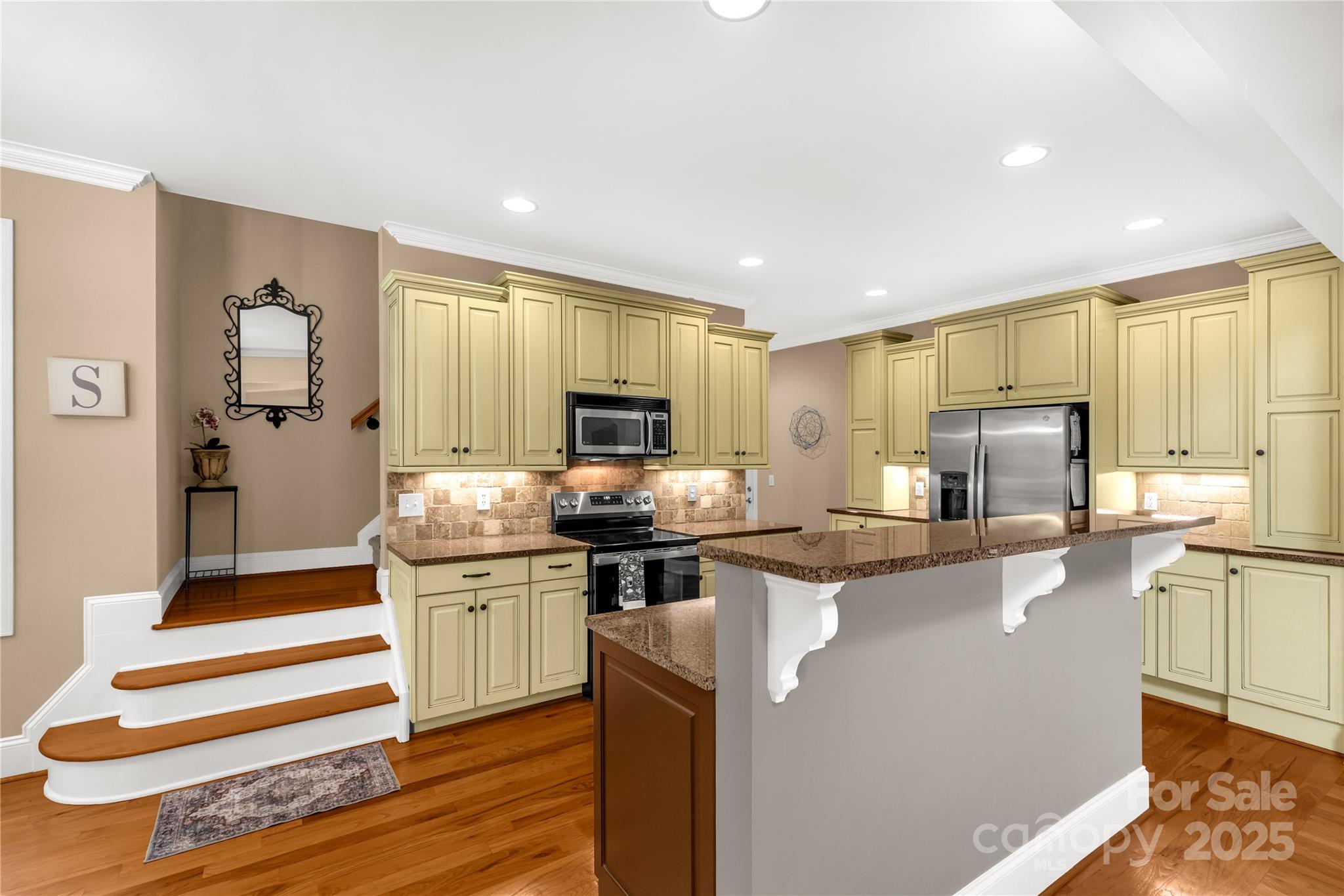 Eagle Glen - Residential